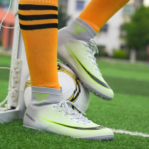 Men's Classical Soccer Shoes Waterproof High Ankle AG/TF Outdoor Sport Cleats